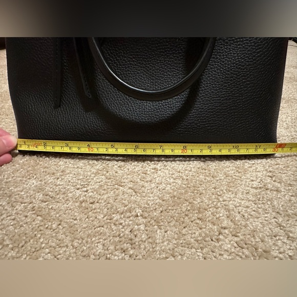 🆕NWT Michael Kors Austen black leather satchel - Picture 7 of 8